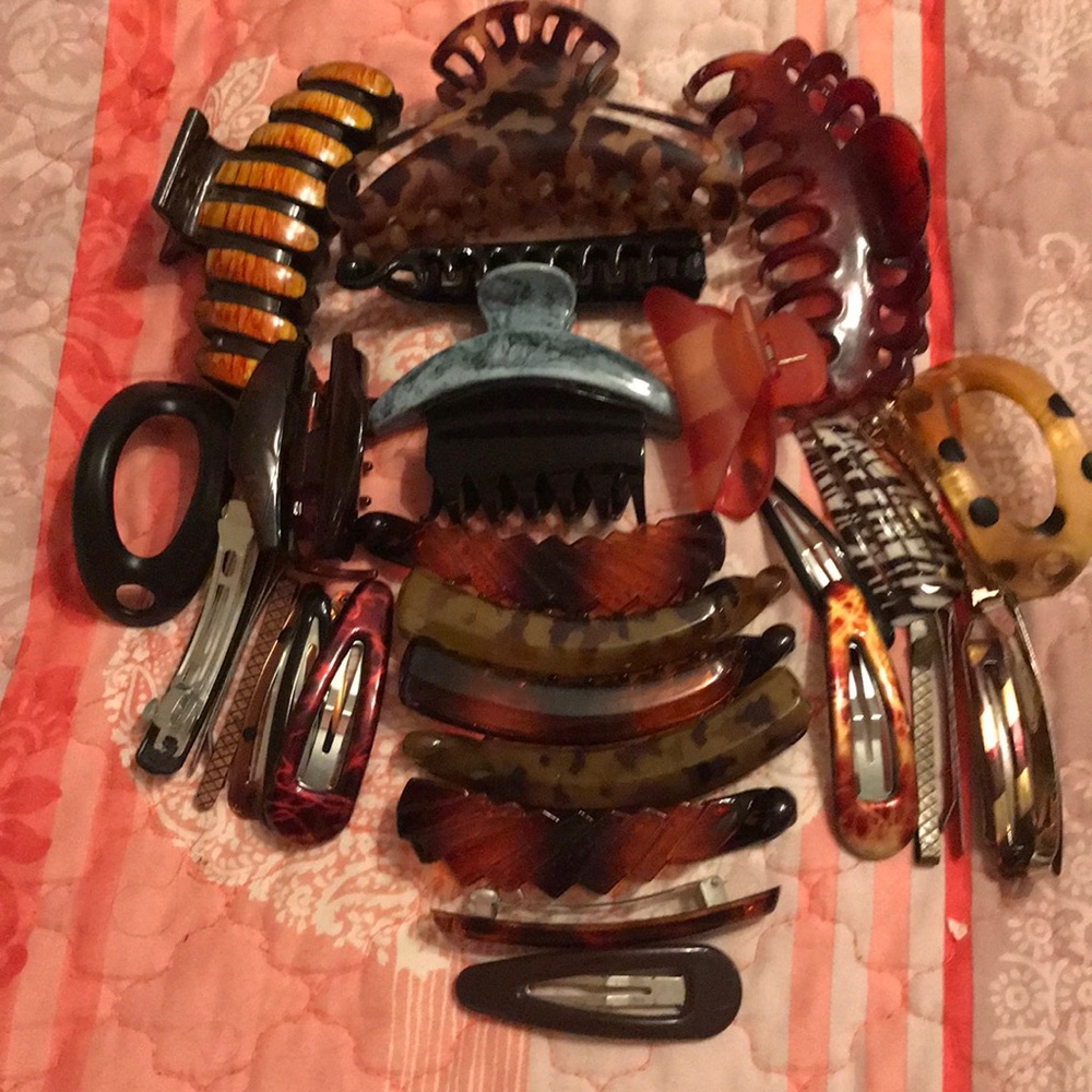 NWOT. VARIOUS HAIR CLIPS, PINS, BARRETTS